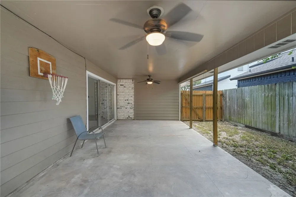 4217 Big Cyprus Corpus Christi, TX 78410