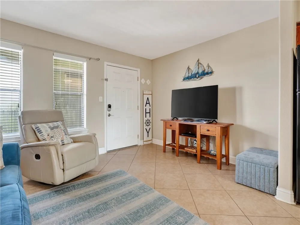 2290 Fulton Beach Rd. #318 Rockport, TX 78382