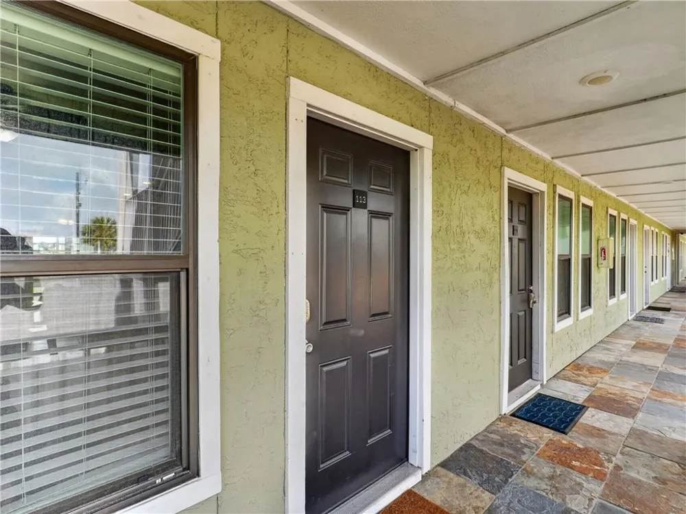 2290 N. Fulton Beach Rd #113 Rockport, TX 78382