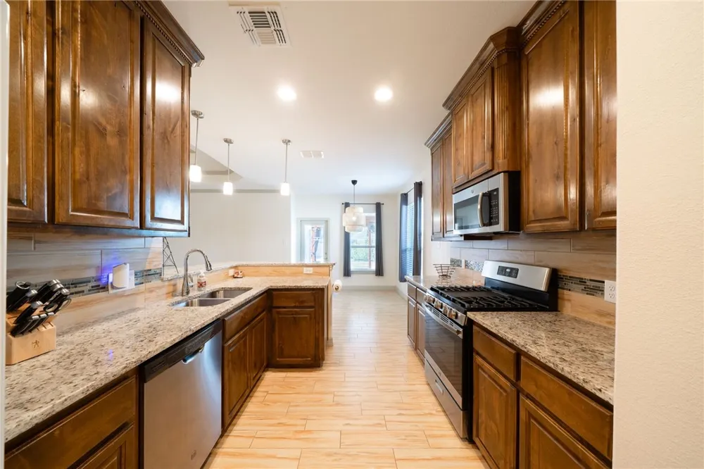 7521 Diamond Drive Corpus Christi, TX 78414