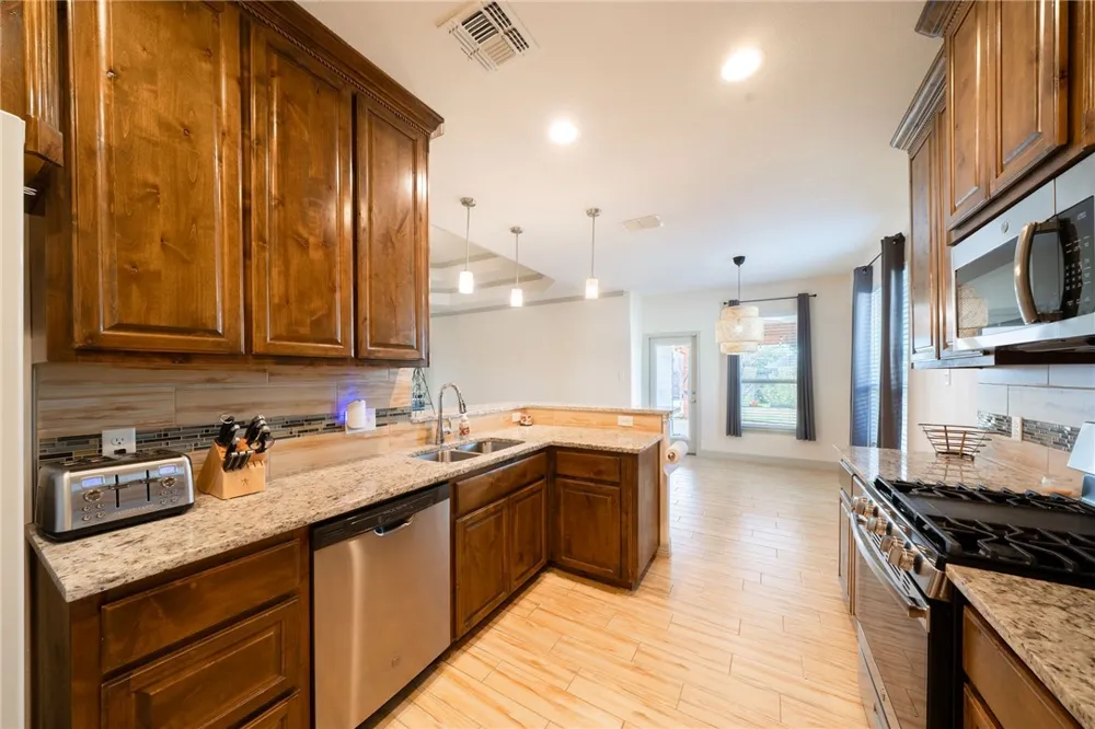 7521 Diamond Drive Corpus Christi, TX 78414