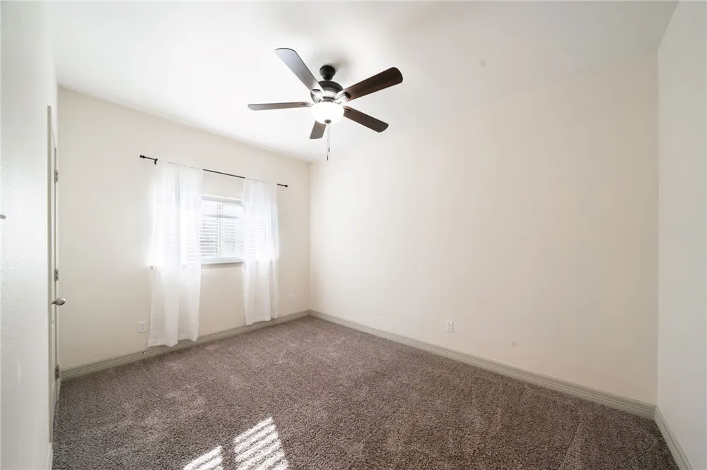 7521 Diamond Drive Corpus Christi, TX 78414