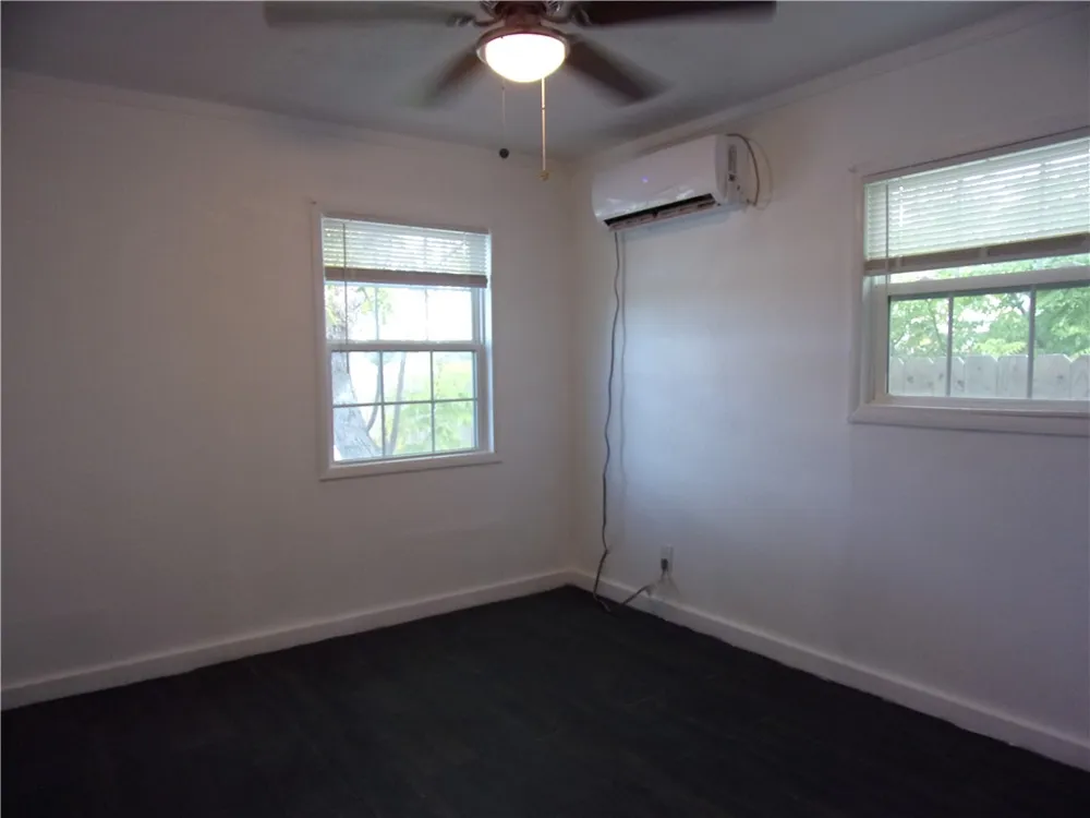 2722 Greenwood Drive Corpus Christi, TX 78405