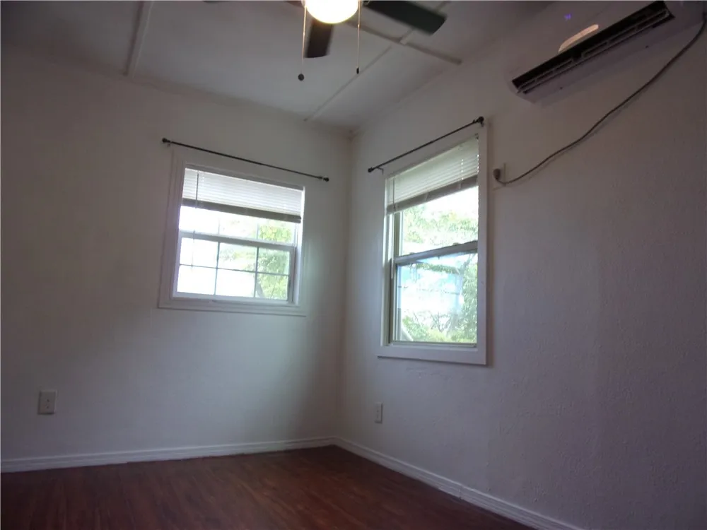 2722 Greenwood Drive Corpus Christi, TX 78405