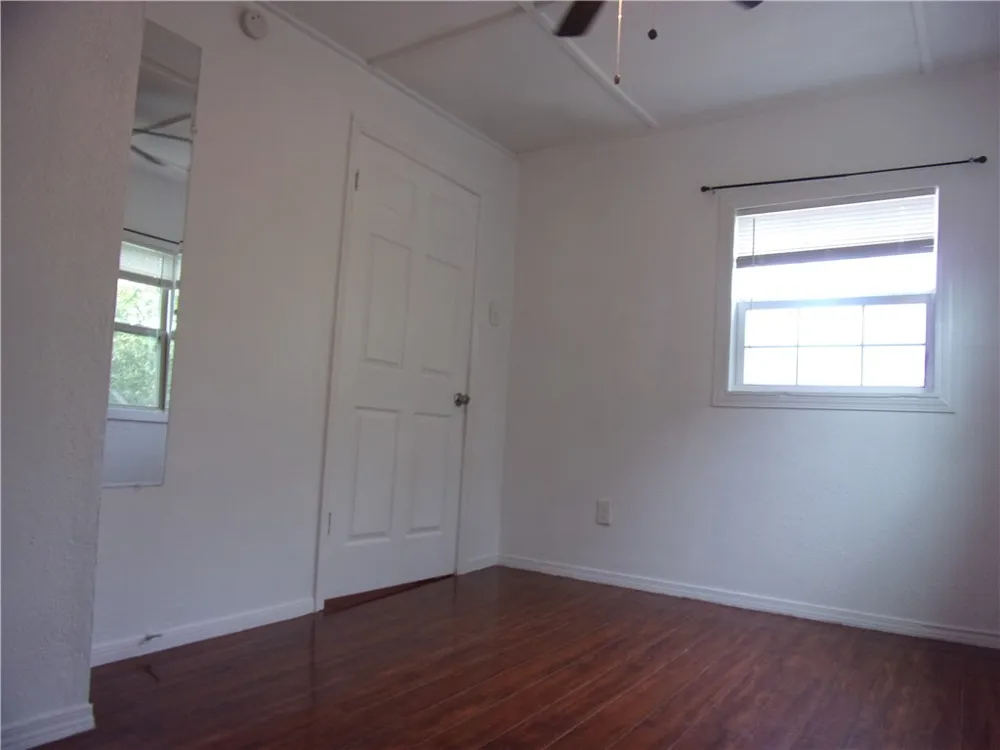 2722 Greenwood Drive Corpus Christi, TX 78405