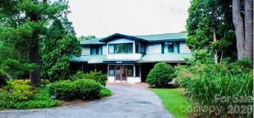 86 Lily Pad Lane Flat Rock, NC 28731