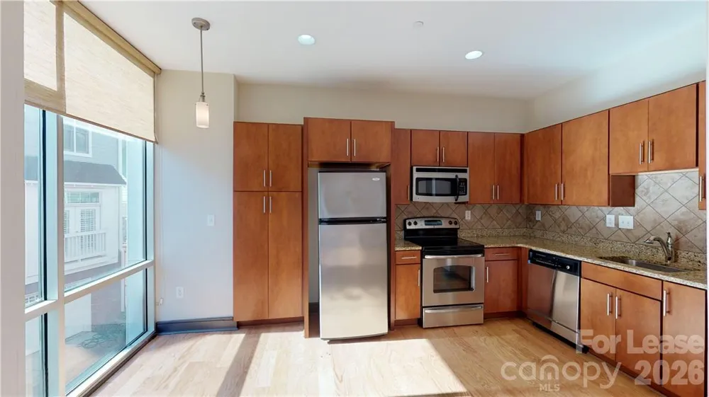 2200 Lyndhurst Avenue #105 Charlotte, NC 28203