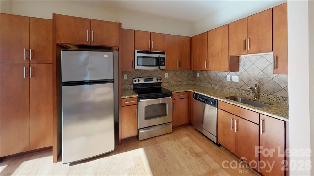 2200 Lyndhurst Avenue #105 Charlotte, NC 28203