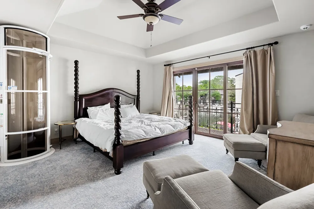 2433 Westlake Drive Austin, TX 78746