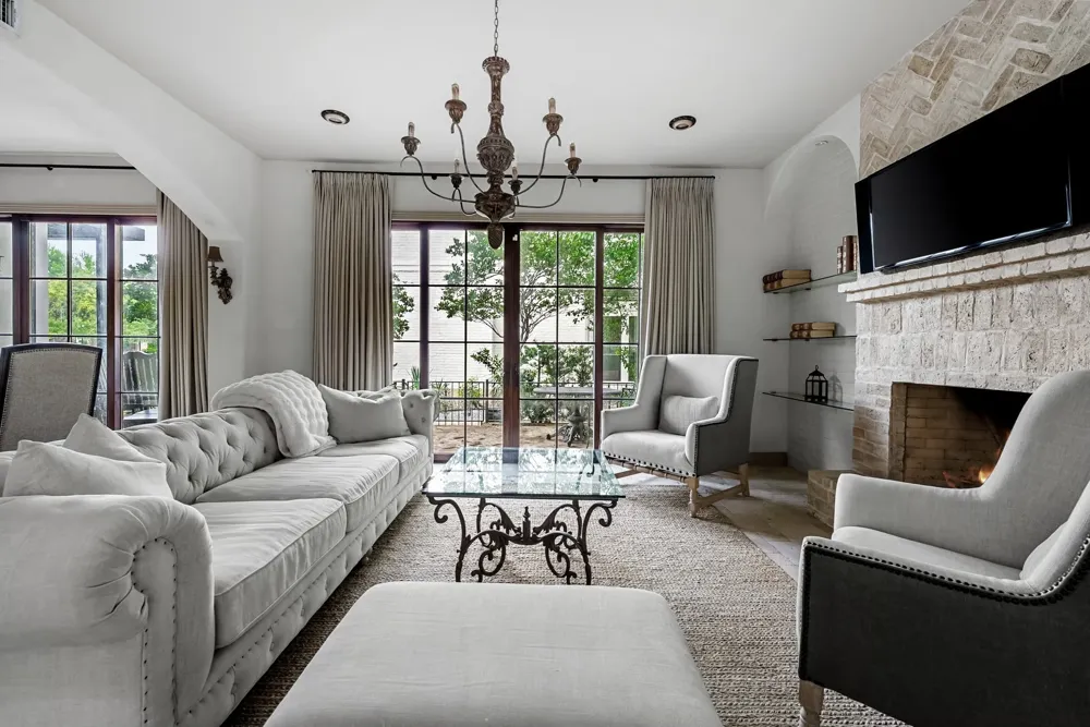 2433 Westlake Drive Austin, TX 78746