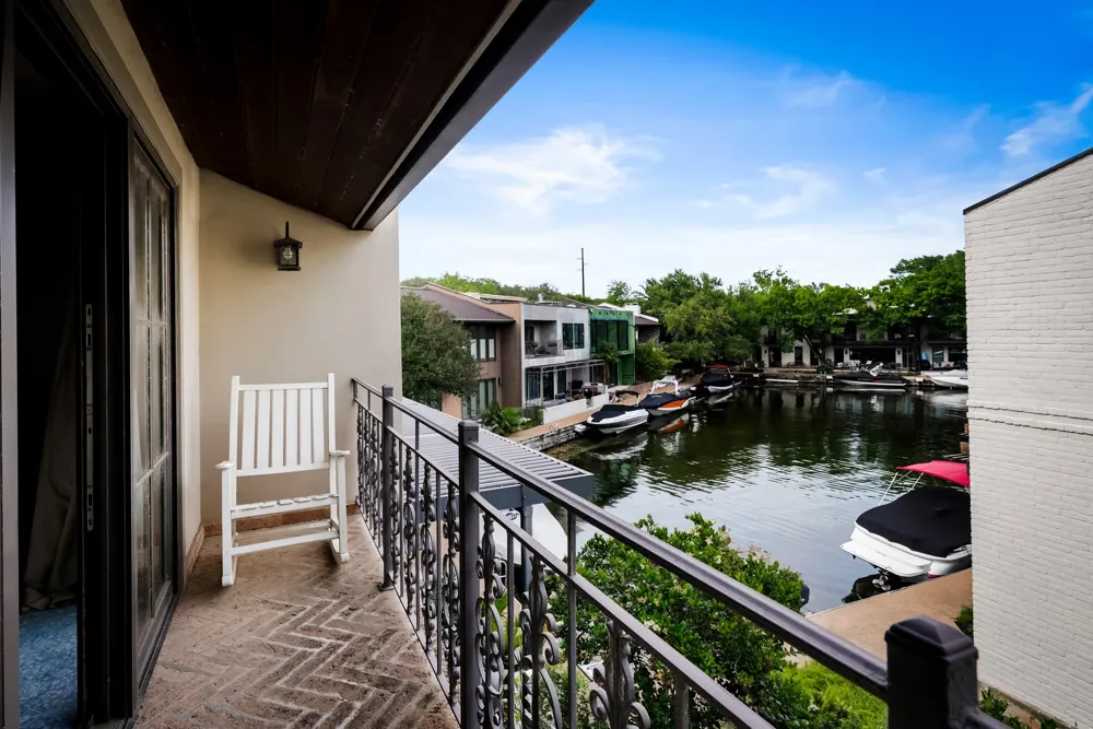 2433 Westlake Drive Austin, TX 78746