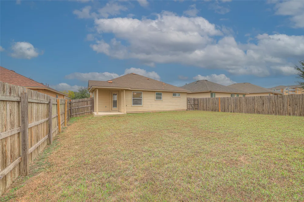 217 Teron Drive San Marcos, TX 78666