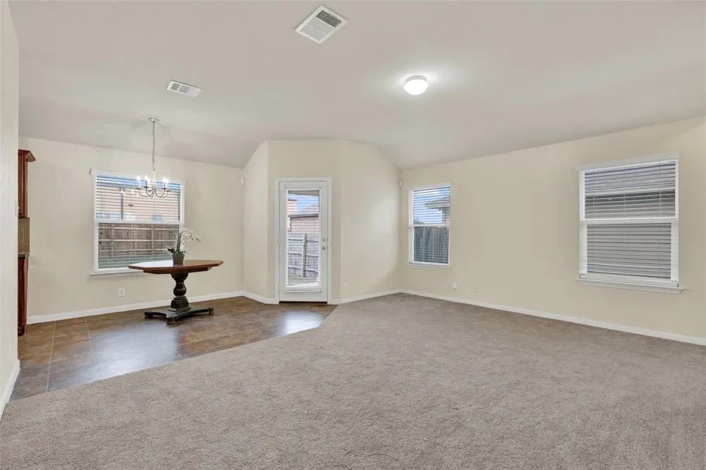 217 Teron Drive San Marcos, TX 78666