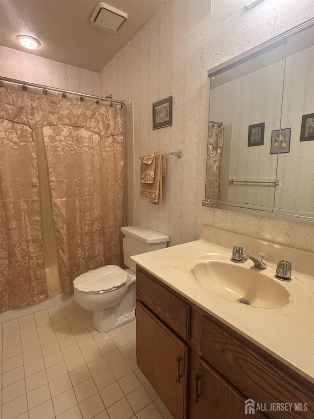 806 Sewell Road #C Monroe, NJ 08831