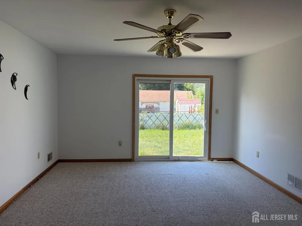 27 Marion Street Port Reading, NJ 07064