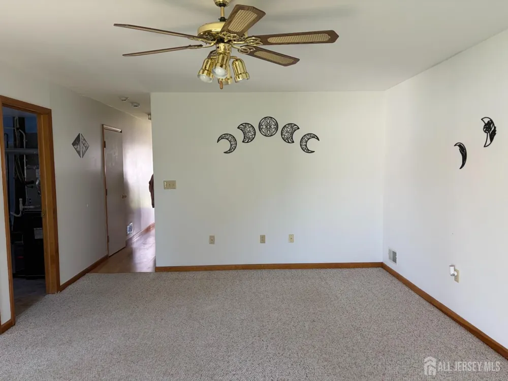 27 Marion Street Port Reading, NJ 07064
