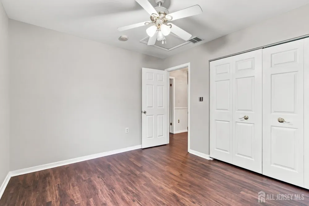5 Cherrywood Drive Piscataway, NJ 08854