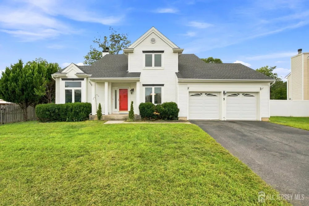 5 Cherrywood Drive Piscataway, NJ 08854