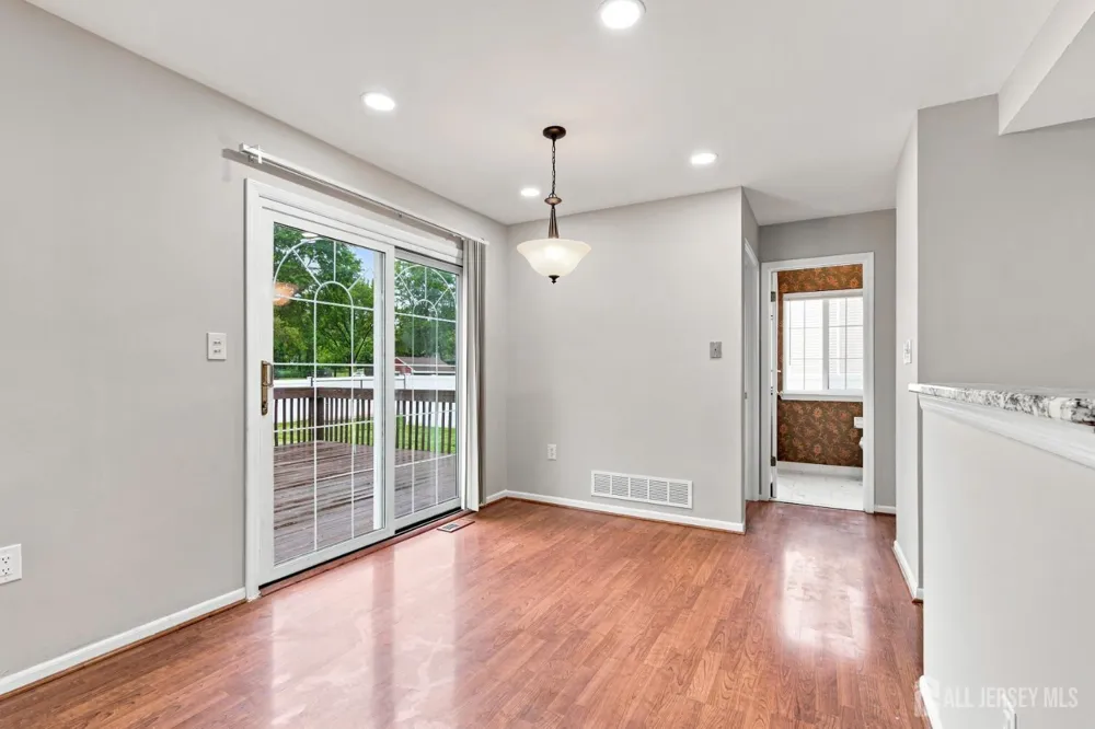 5 Cherrywood Drive Piscataway, NJ 08854