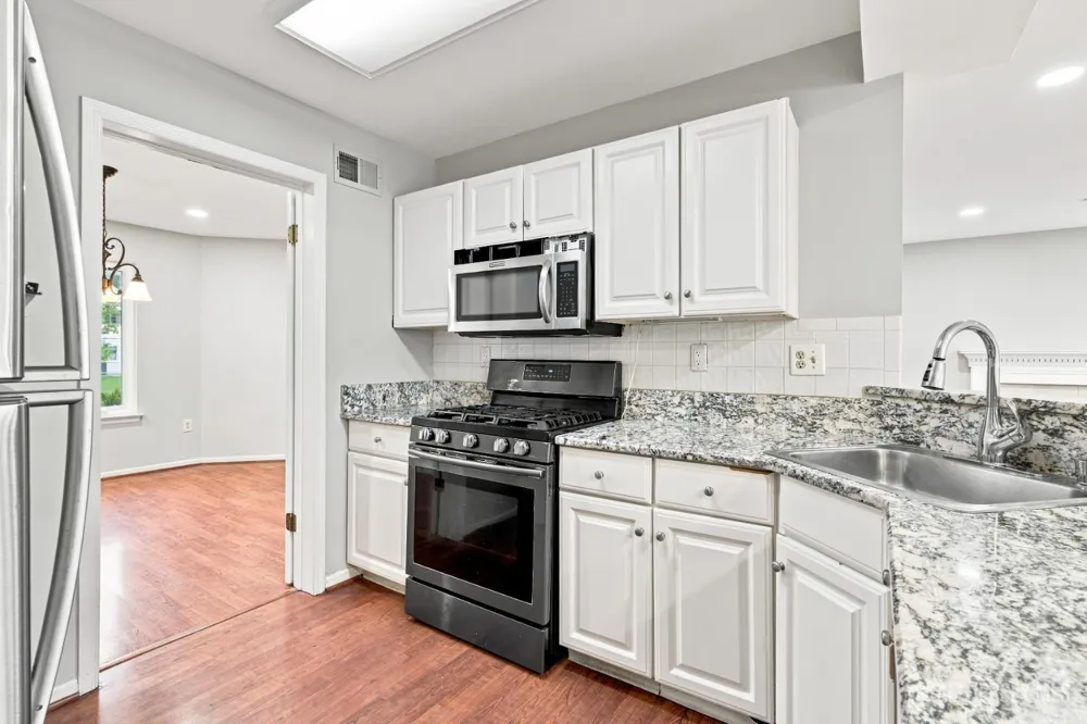 5 Cherrywood Drive Piscataway, NJ 08854