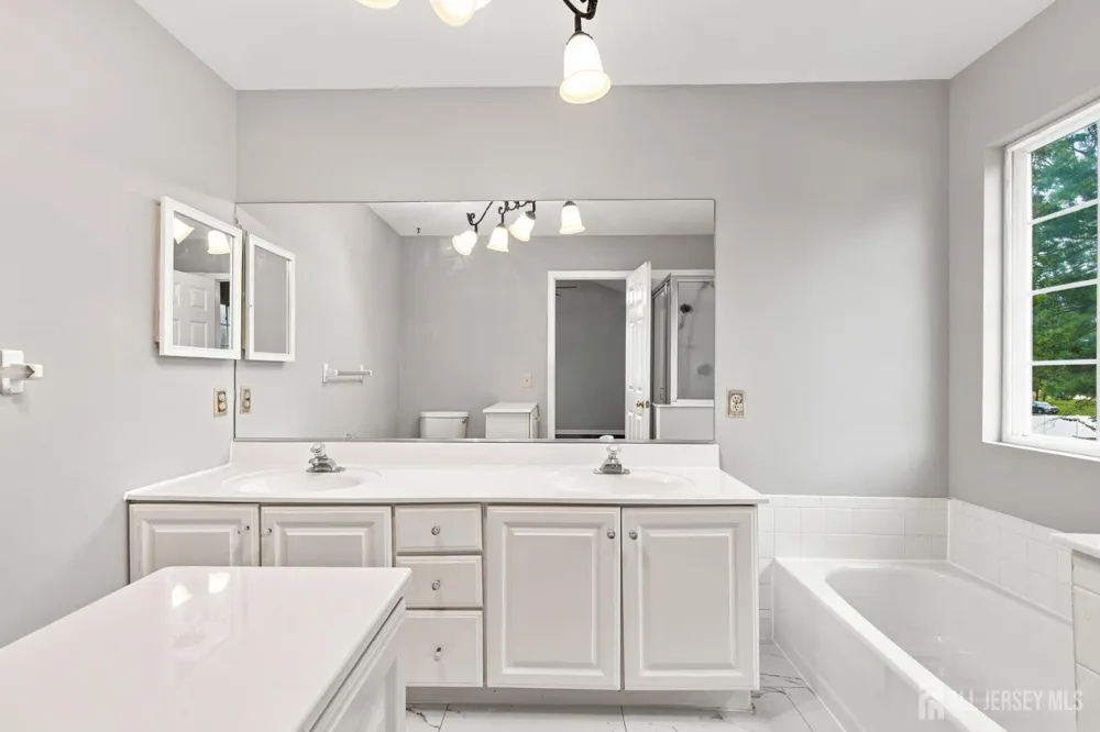 5 Cherrywood Drive Piscataway, NJ 08854