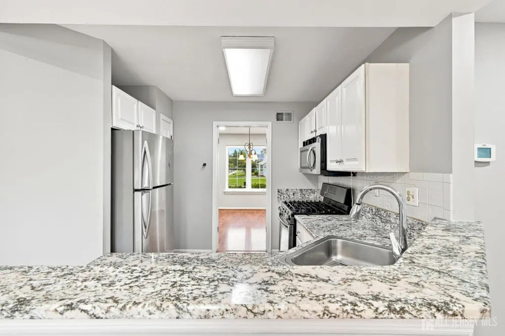 5 Cherrywood Drive Piscataway, NJ 08854