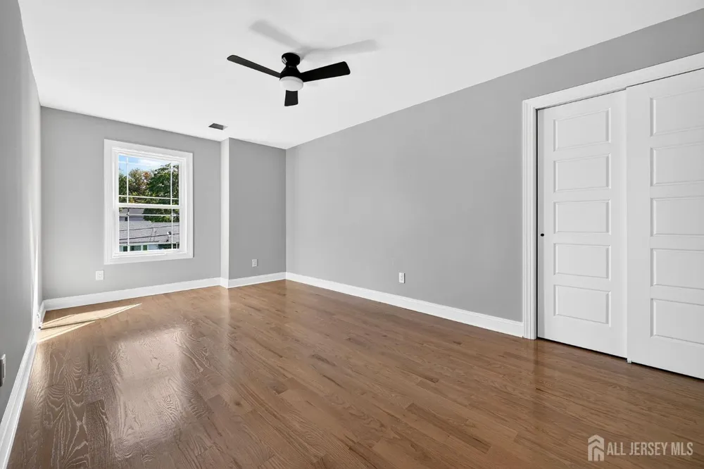 49 Victory Place East Brunswick, NJ 08816