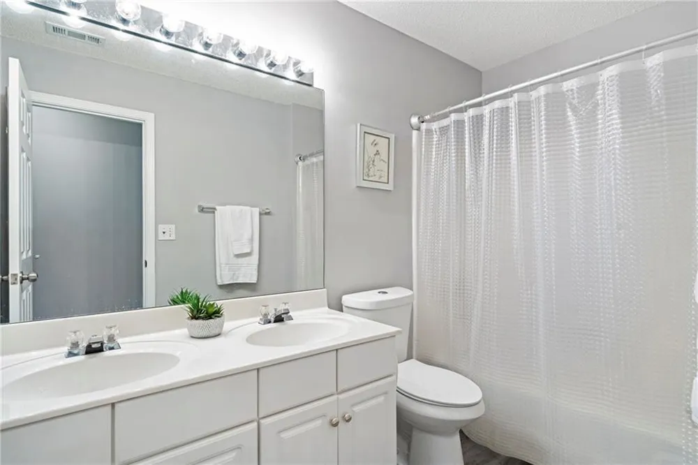 3590 Patterstone Drive Johns Creek, GA 30022