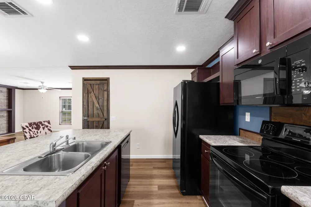 3726 Pine Log Road Chipley, FL 32428