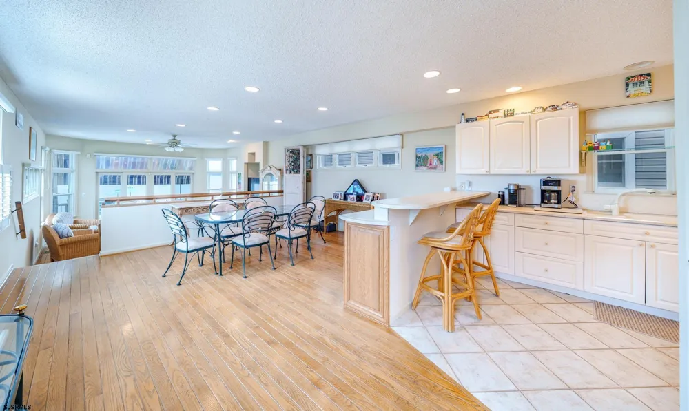 1574 Pleasure Ave Ocean City, NJ 08226