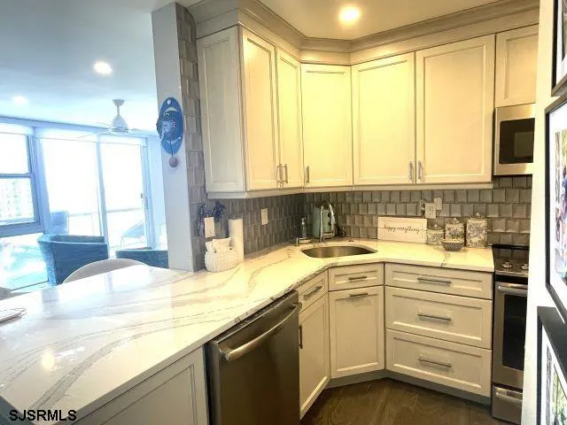4800 Boardwalk Ventnor, NJ 08406