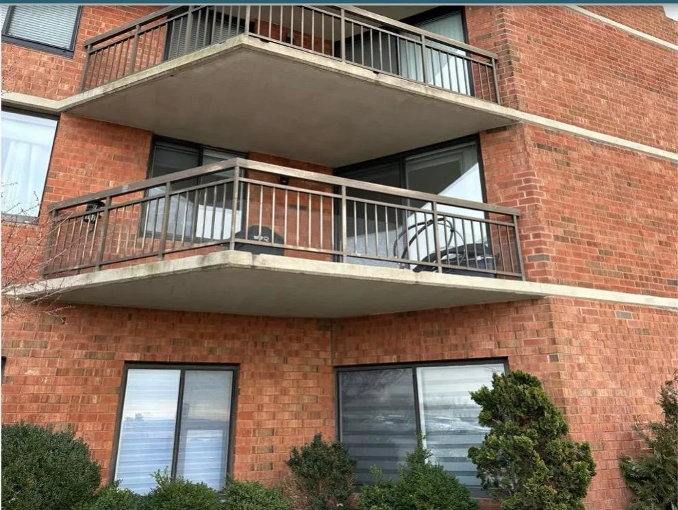 238 HARMON COVE TOWER Secaucus, NJ 07094