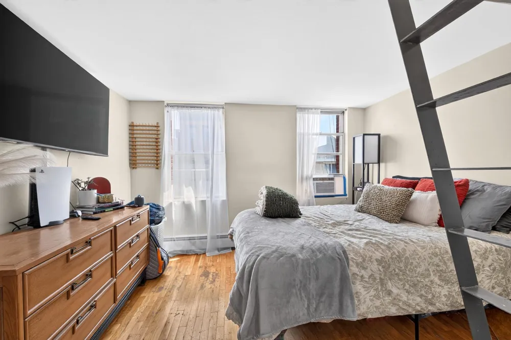 324 MONROE ST Hoboken, NJ 07030