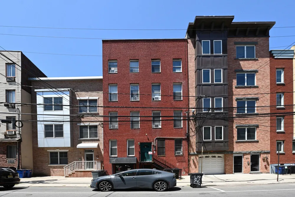 324 MONROE ST Hoboken, NJ 07030