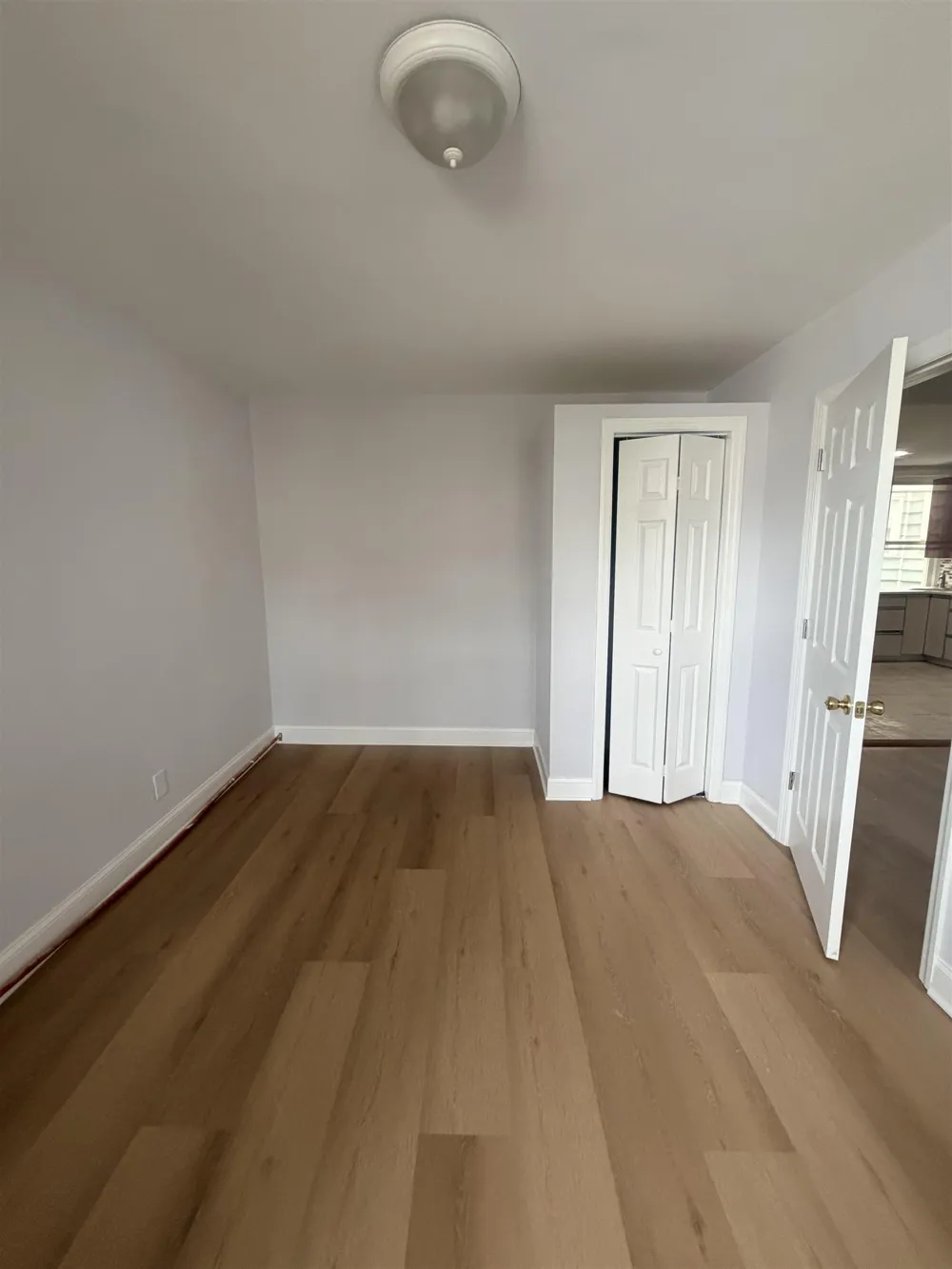 739 BROADWAY Bayonne, NJ 07002
