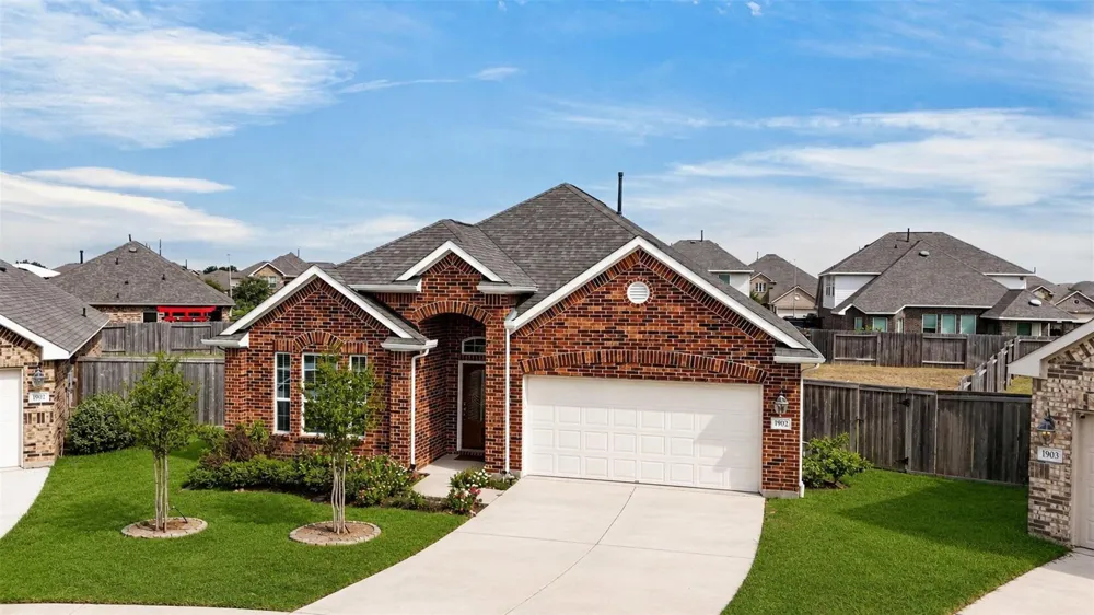 1902 Willow Ridge Ln Brookshire, TX 77423