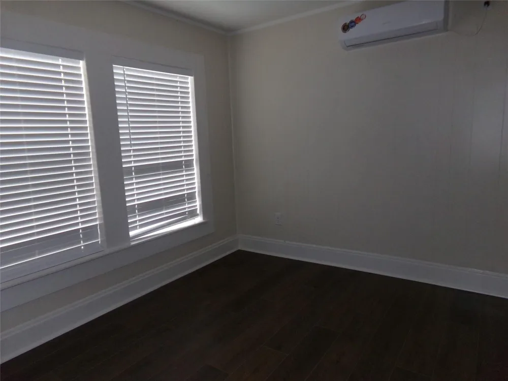 414 Pecan Street Angleton, TX 77515