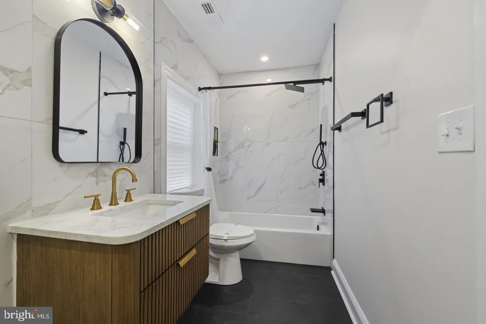 318 STRICKER STREET Baltimore, MD 21223