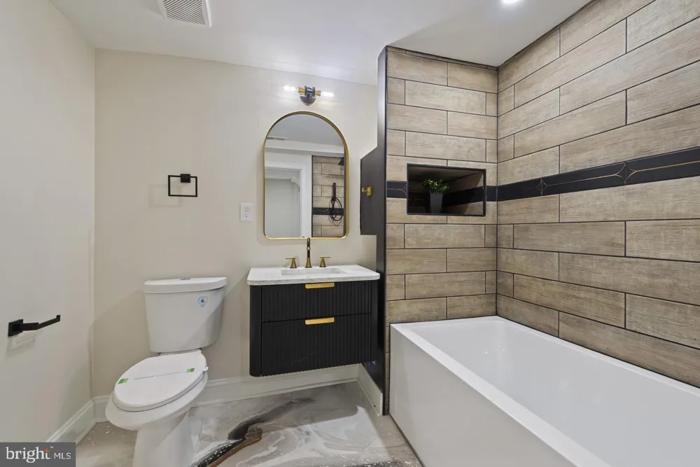 318 STRICKER STREET Baltimore, MD 21223