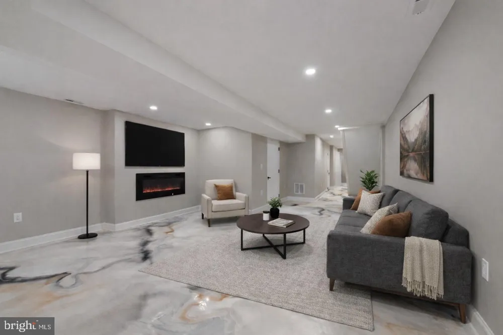 318 STRICKER STREET Baltimore, MD 21223