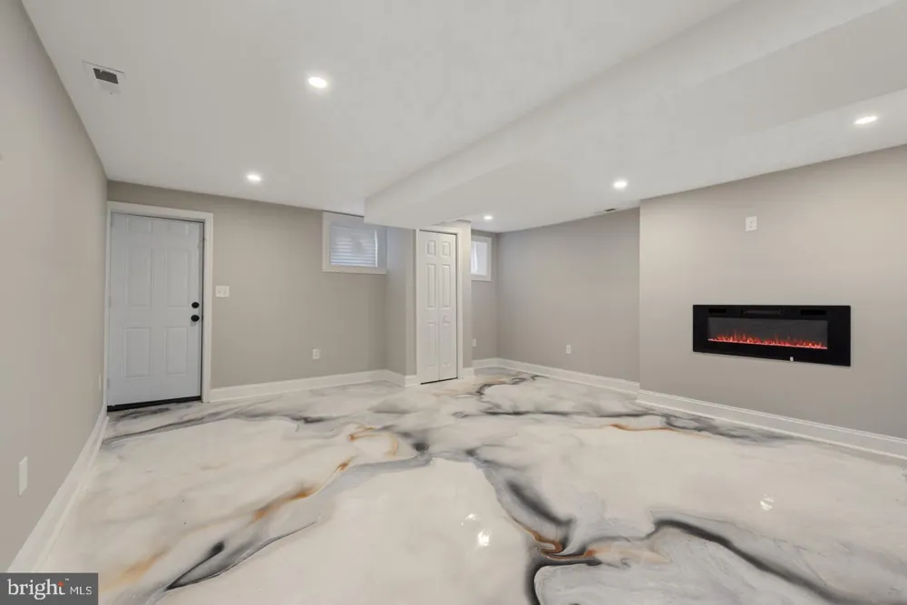 318 STRICKER STREET Baltimore, MD 21223