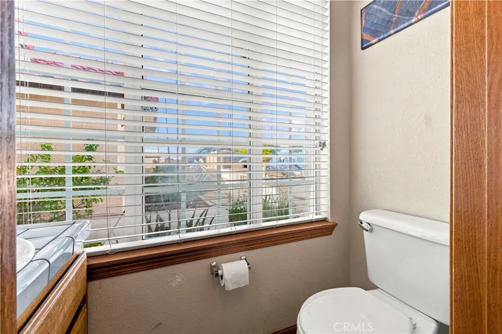 16239 Kamana Rd Apple Valley, CA 92307