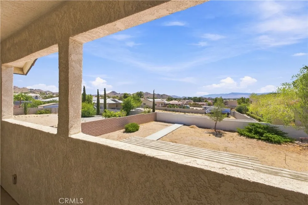 16239 Kamana Rd Apple Valley, CA 92307