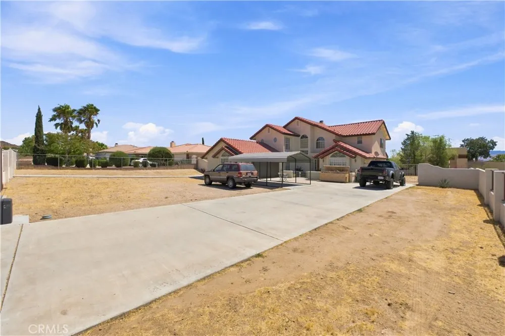 16239 Kamana Rd Apple Valley, CA 92307