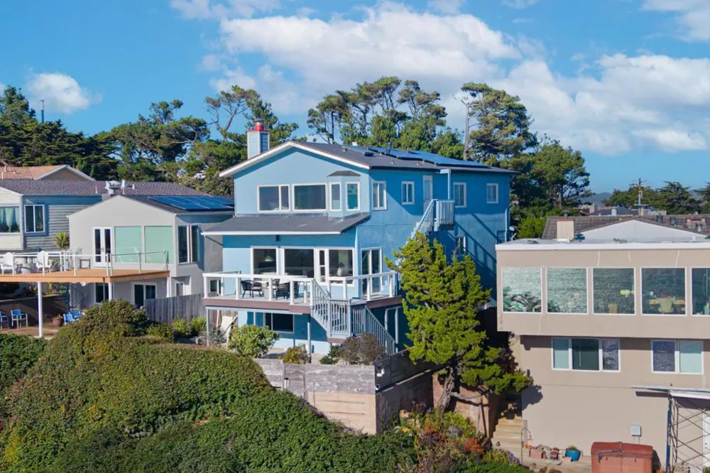 31 Seaview Drive Daly City, CA 94015