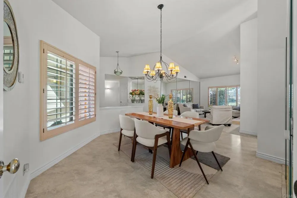 2354 Kimberly Ct Carlsbad, CA 92008