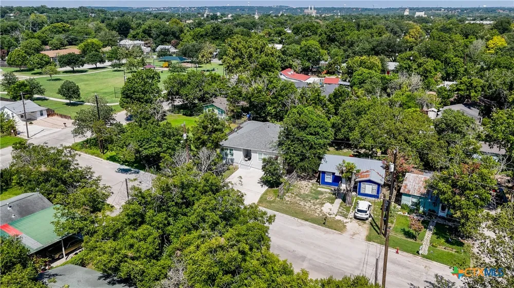 341 Comanche Street New Braunfels, TX 78130