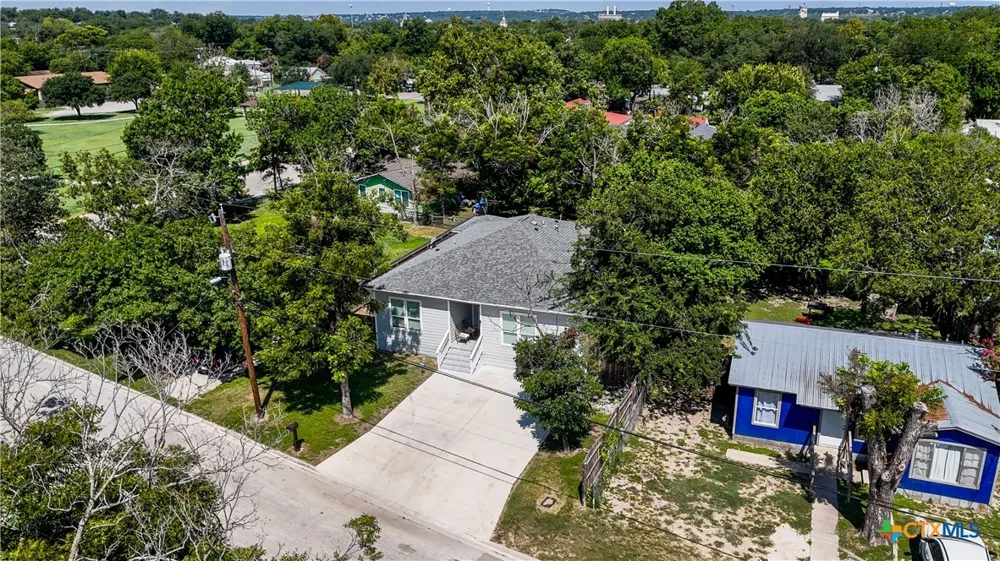 341 Comanche Street New Braunfels, TX 78130