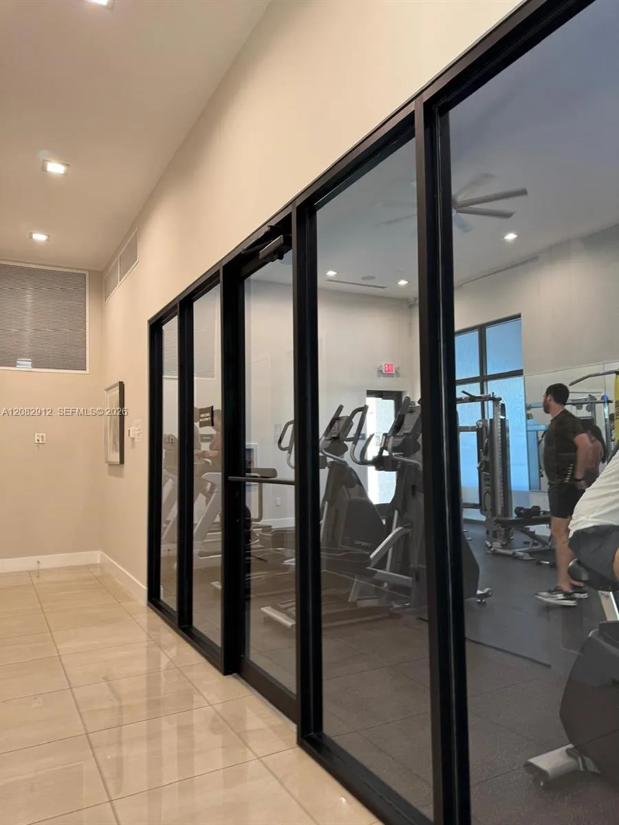 11449 W 34th Ln Hialeah, FL 33018