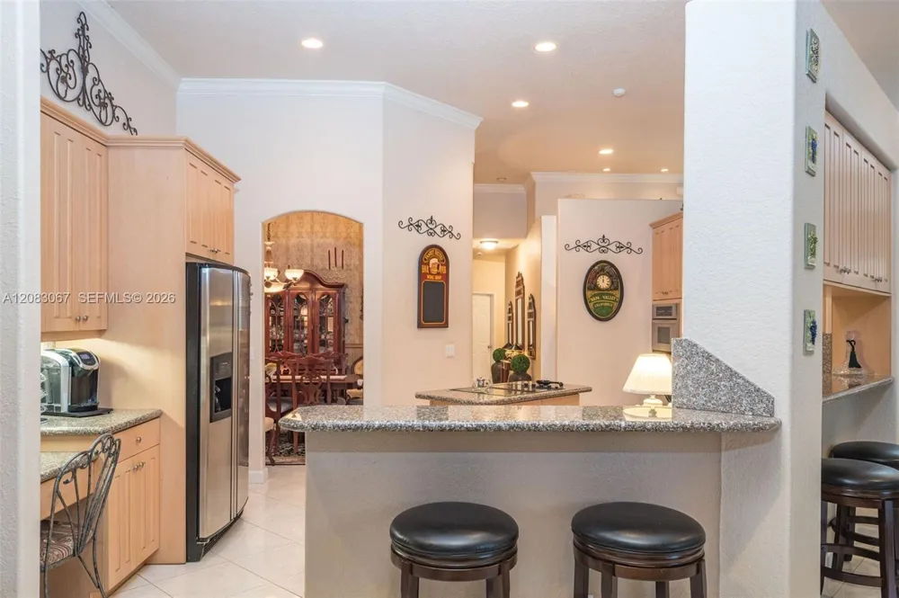 2552 Jardin Ln Weston, FL 33327
